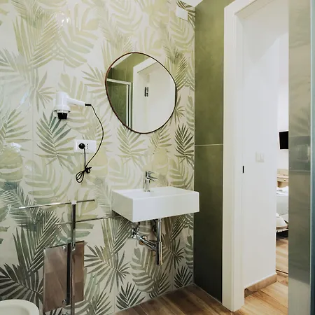 Lara's By I Borbone Pensjonat 4*