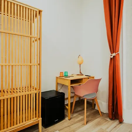 Gasthuis Lara's By I Borbone